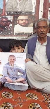 پھر اسکول کی چٹھیاں ،پھر ساہ رنگ کا وہی ضد ، اور وہی رونا ،مجھے میرے واجو کے پاس لے جاؤ
#ProduceWahidKamberBeforeCourt