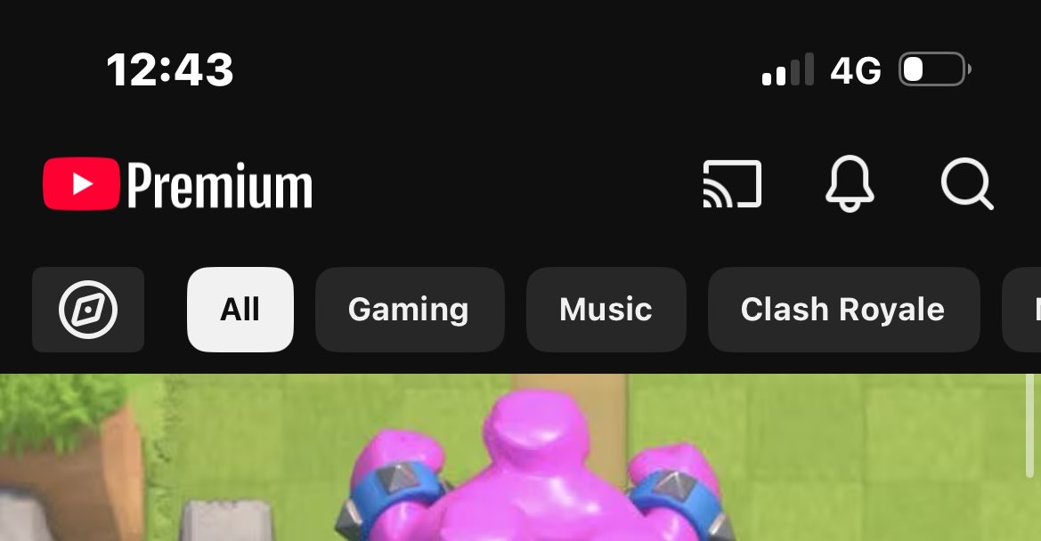 shmndl's tweet photo. Making a youtube account every month to get the premium for free 🥱 https://t.co/gUHmtPZmwW