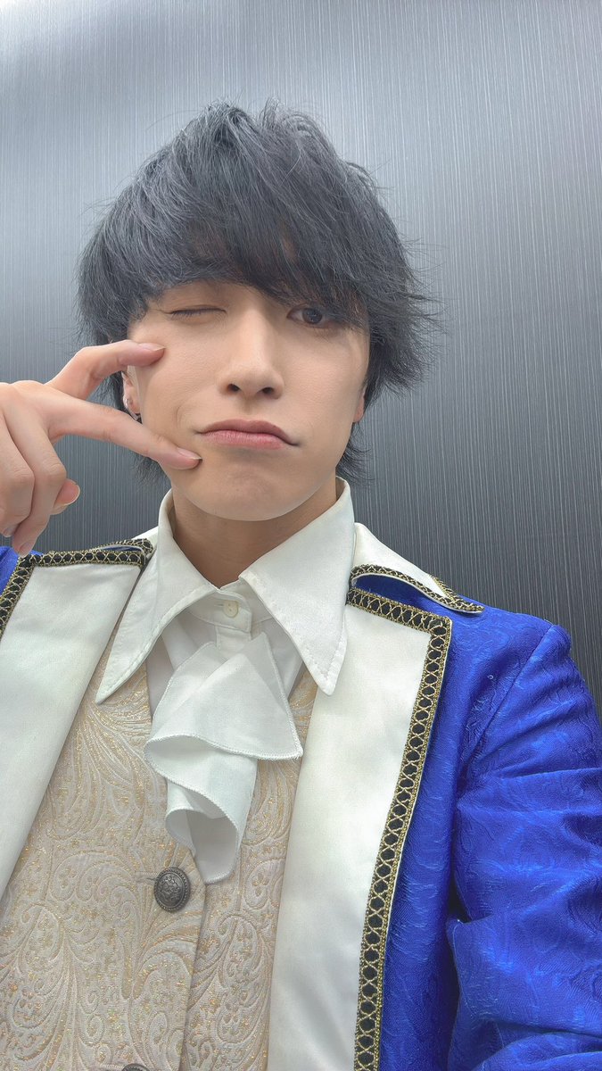 あいぱく初日ありがと！ こっから沢山ライブもするよ！ 明日は神戸