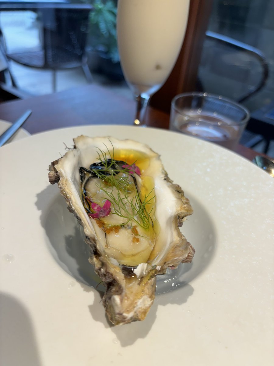 ボンクルール🏠
ランチのカレーが好きで定期的に行っています。
写真右は以前食べた牡蠣🦪✨
（カレーを撮り忘れました😂）
#武蔵小山