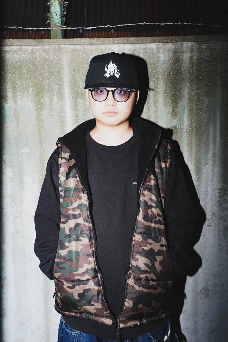 Onoyu11's tweet photo. Liver Life Discord編
2026.01.31(SAT) 20時〜

🔥審査員・判定方法の発表🔥

　1. Onoyuー
　2. 夜詩希
　3. 盧舎那
　4. Sitissy luvit
　5. 客判定

これらの5票のうち、過半数3票以上を獲得したMCの勝利となります。

#LiverLife https://t.co/XXvg6vBpa8