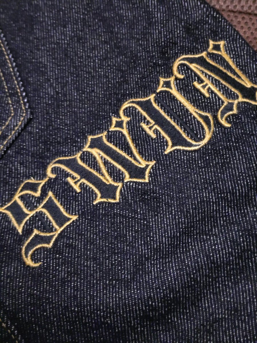 0U505SxI4mCoxU8's tweet image. S.W.U.Nよりバギーデニムを受け取りました。良いぜ！速攻室内で穿きまくりです
@SWUN2022