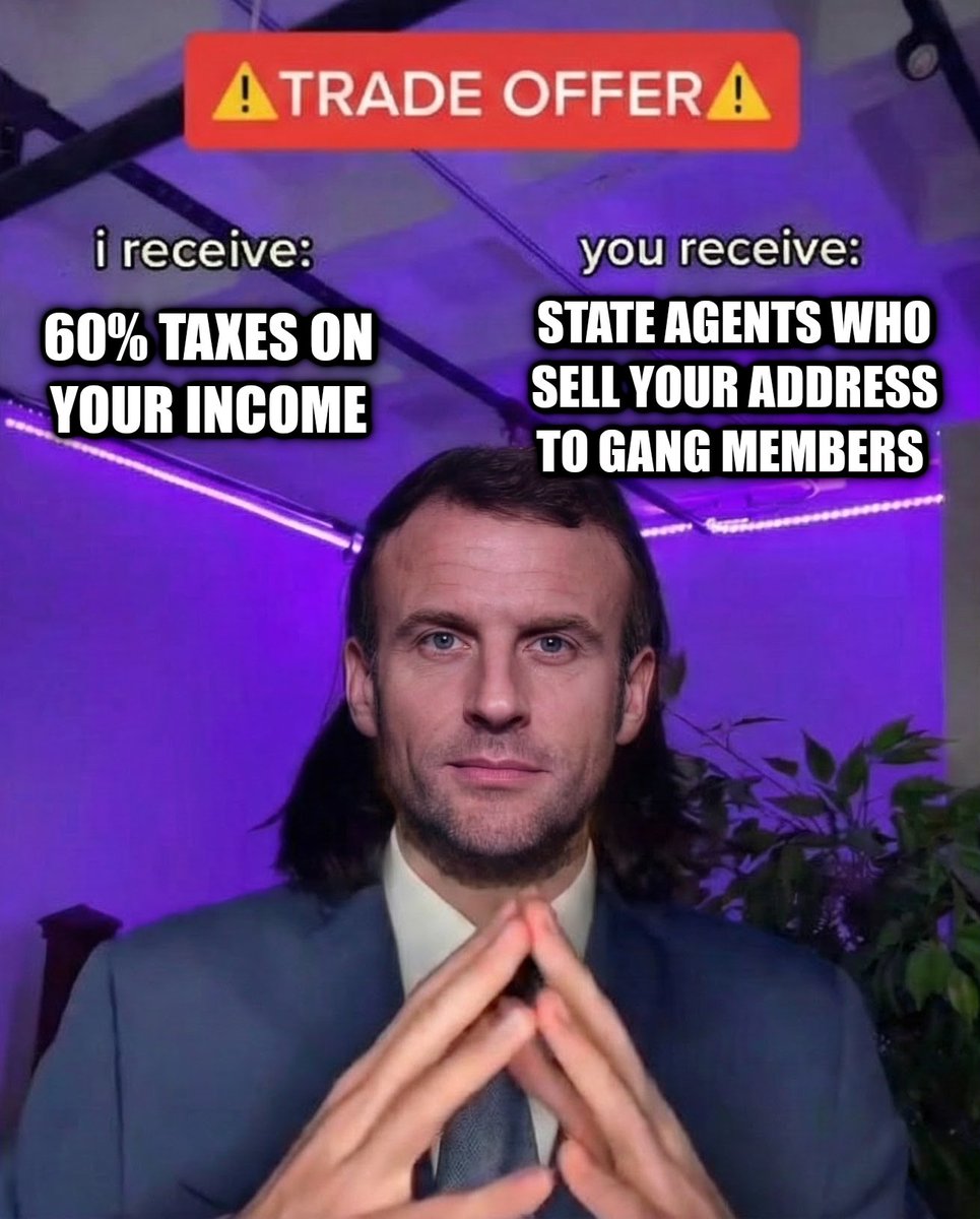 gegelsmr4's tweet photo. The french social contract https://t.co/4VAmkgvJry