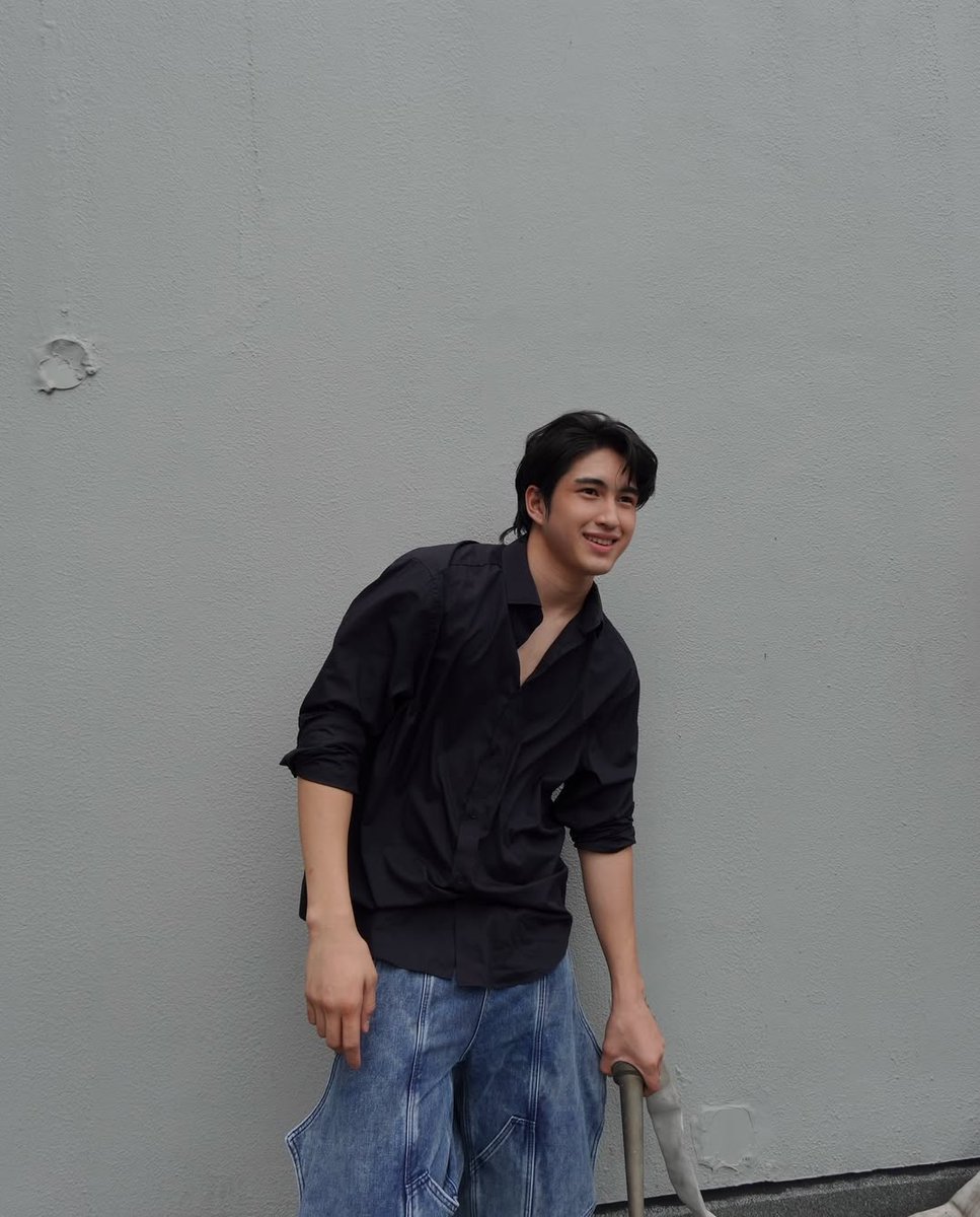 antoncharmers's tweet image. X baka naman po ipatrend mo naman kami haha

LOVE YOU MUCH ANTON