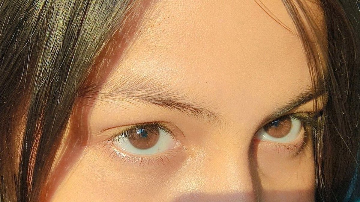 प्यार दिख रहा है या गुस्सा 😏😏