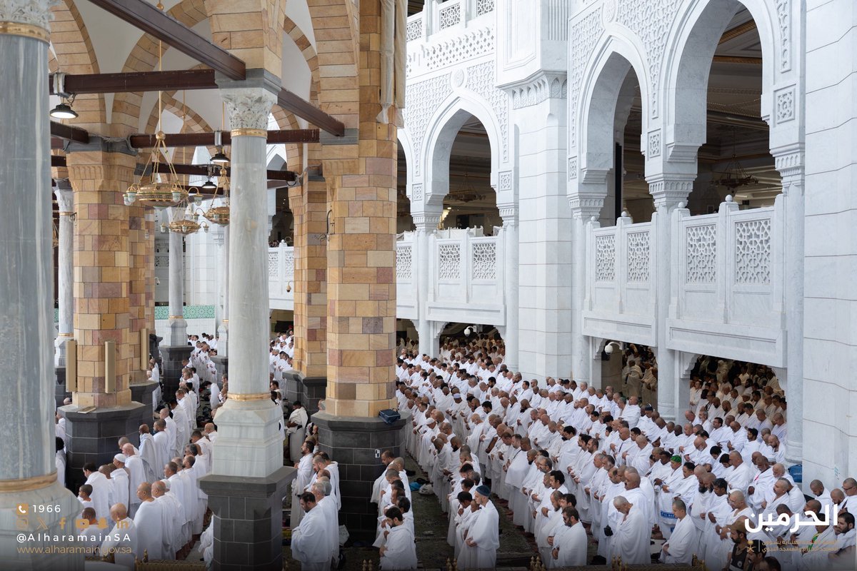 saudiexpat's tweet photo. Friday prayer in Masjid Al Haram Makkah... 🕋🤍 https://t.co/hyUq0uG6vQ