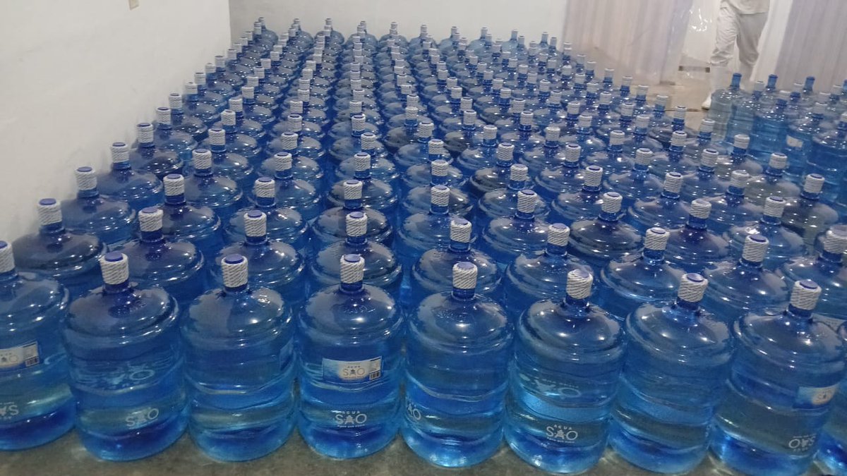 JorgeCastro_SAO's tweet image. - Ni Asocio Público Privado (APP).

- Ni Sociedad de Economía Mixta.

Siguiendo la gran visión de nuestro Presidente Bukele que todo debe ser para beneficio del pueblo, me aseguré desde el principio que esta Embotelladora fuera de pertenencia del pueblo, por eso es exclusivamente…