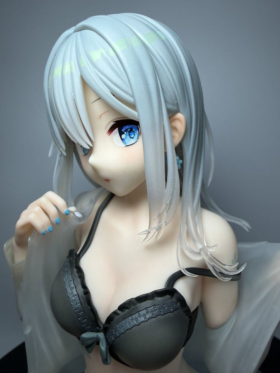 ユニオンクリエイティブ おきがえ銀髪ちゃん
透き通っててかわいすぎんか！
#フィギュア