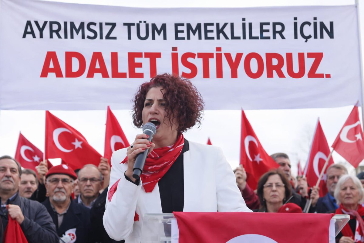 👇Sayın icra makamı;

Emekli ve emekçi için uyguladığınız politikayla buna adalet diyorsanız önce varsa vicdanınızı ikna edin.

Neden; 
2026 Yılı Sigorta Primine Esas Ücret Sınırları
SGK (SSK) Tabanı33.030,00 TLSGK (SSK) Tavanı297.270,00 TL 

Neden uygulanıyor.

Geçmişte ve