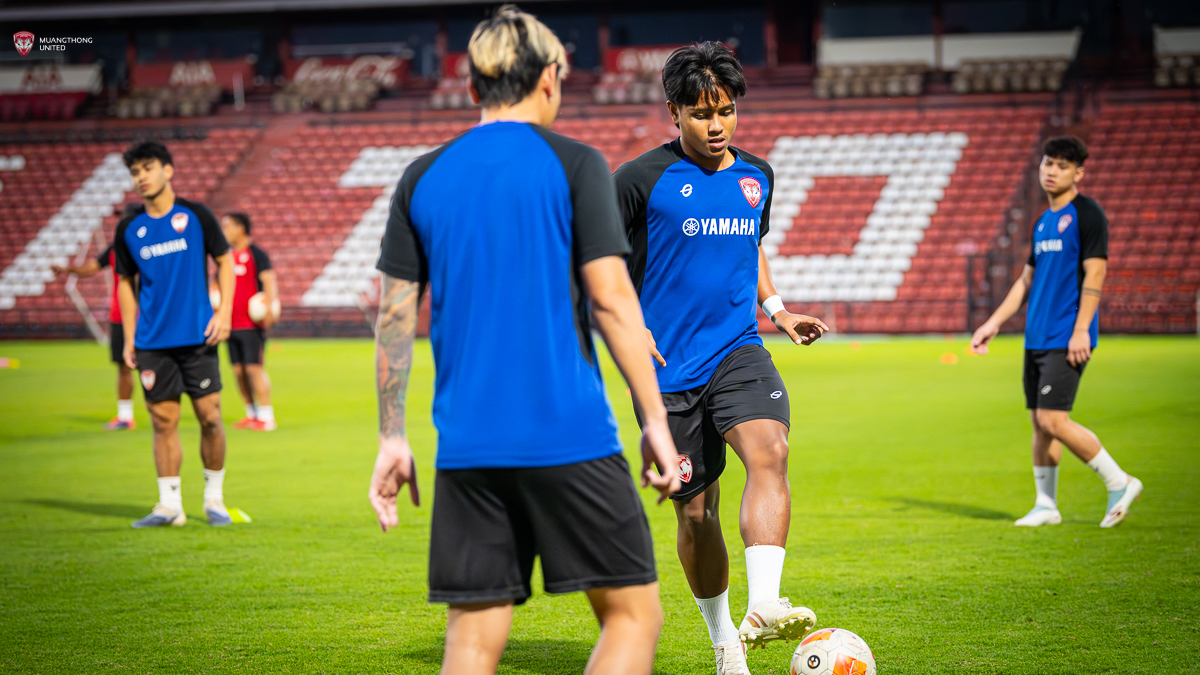 MuangthongUtd's tweet image. TRAINING 09-JAN-2026

Next Match: ￼￼  ⚔️Muangthong United vs Ayutthaya FC  🏟️Thunderdome Stadium 🗓️11 January 2026 | ￼ 18:00. Come On You Kirin! 🔴⚫️

#mtutd #FootballTraining #Thailand