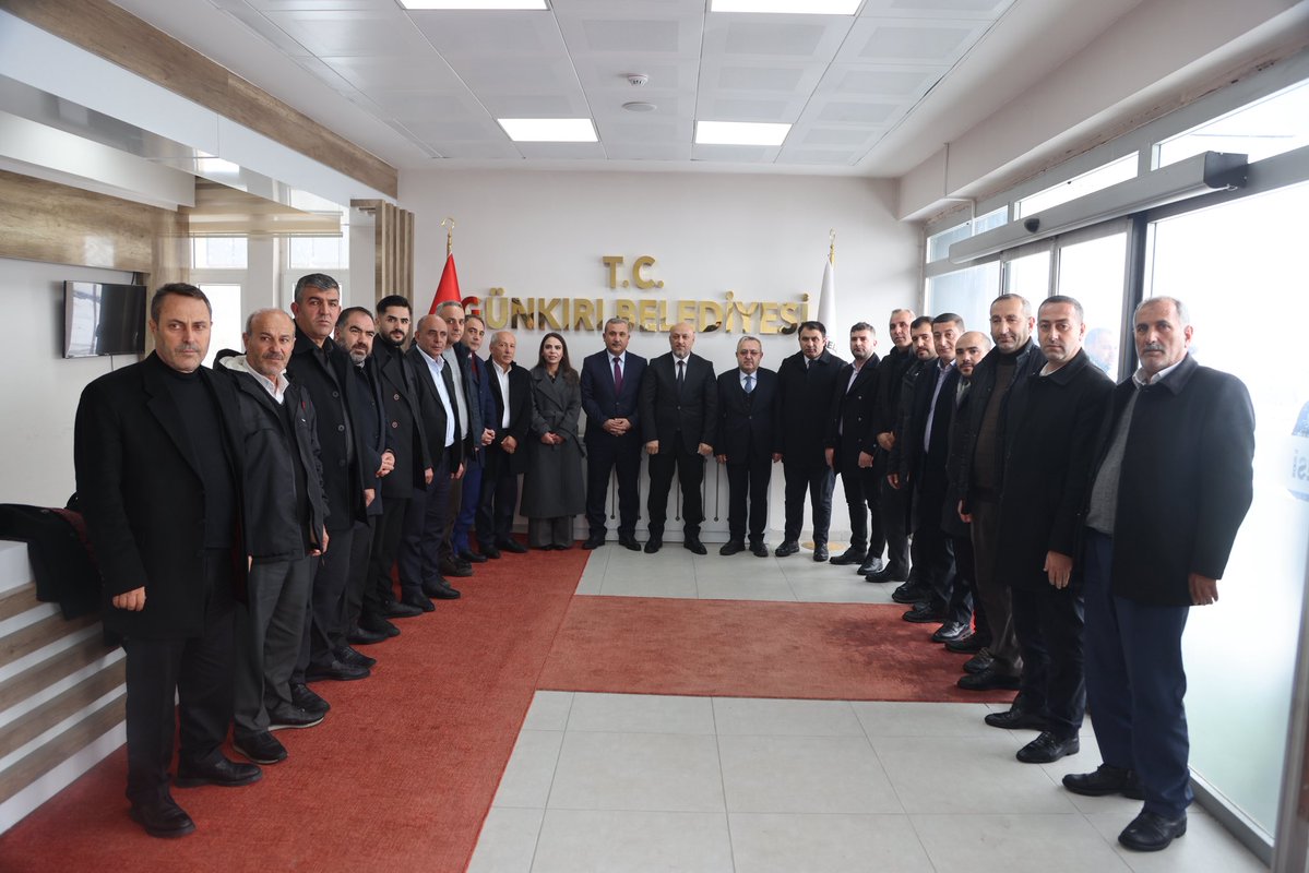 Günkırı Belediye Başkanımız Sayın <a href="/ilhancetinsoy/">İlhan ÇETİNSOY 🇹🇷</a>’u makamında ziyaret ettik.

Misafirperverliğinden dolayı kendilerine teşekkür ederim.