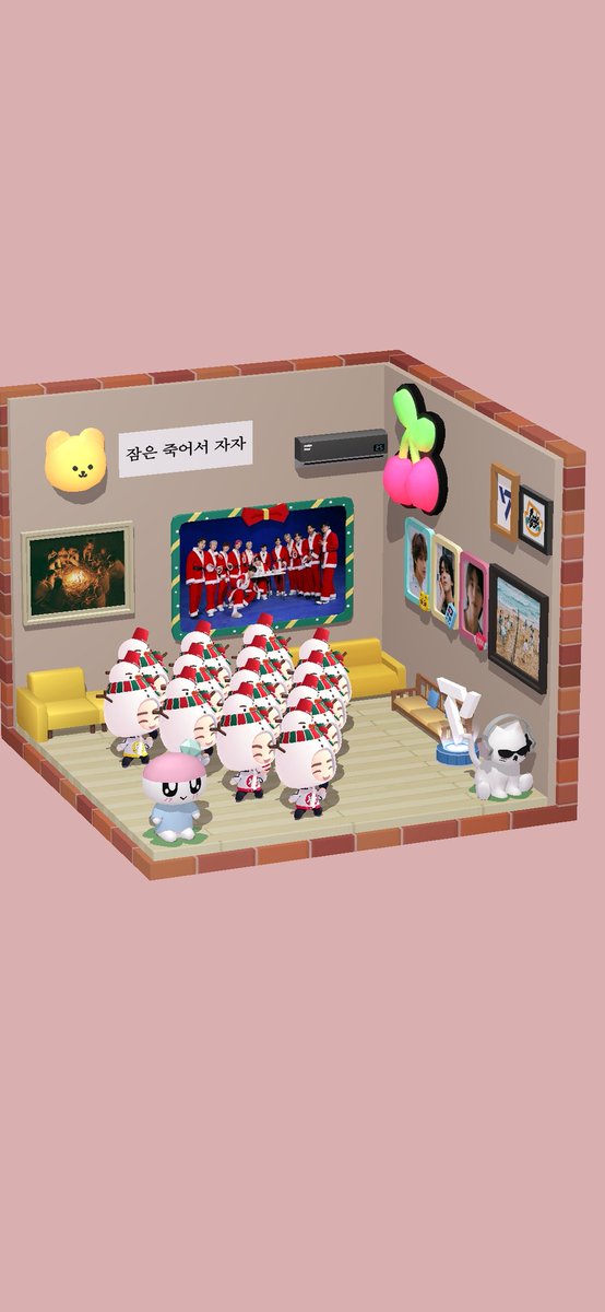 MiKAᵕ̈* tweet media