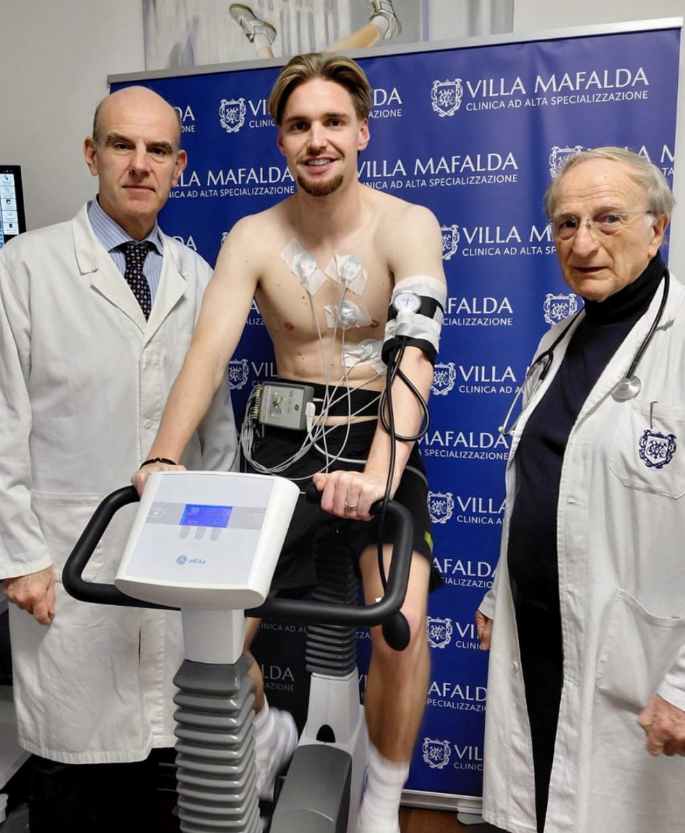 BoNaifSSL's tweet image. صفقات لاتسيو الجديدة 
بيتر راتكوف &amp;amp; كينيث تايلور 
اثناء الفحص الطبي في مستشفى فيلا مافالدا