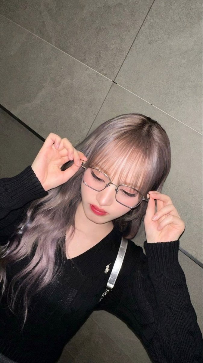 ひなた tweet media