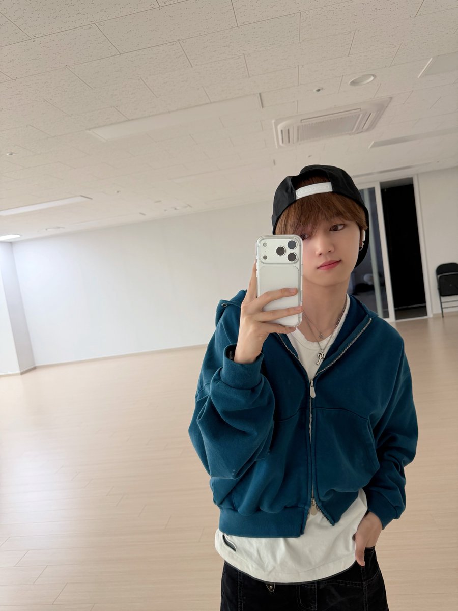 NEW ‼️ 거울 맛집　。🪞

#은호 #EUNHO