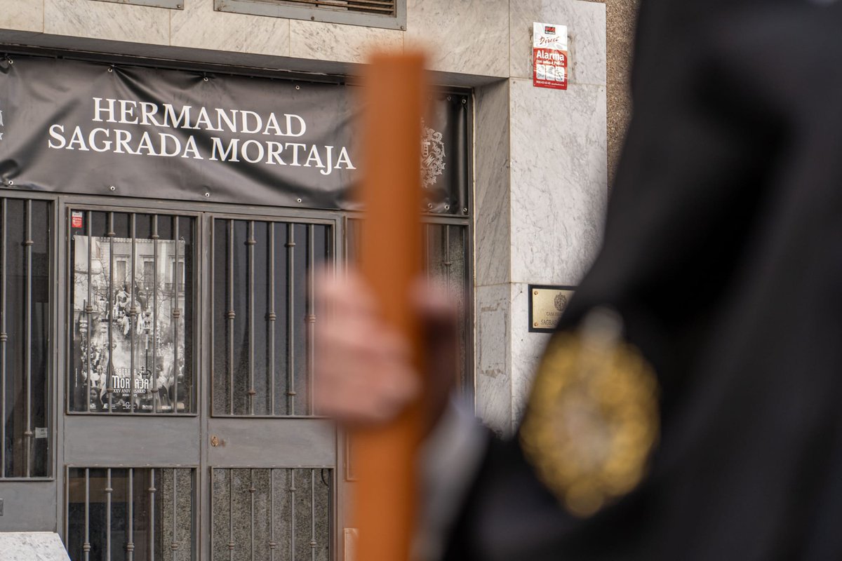 #Convivencia | Recordamos la apertura hoy de la Casa de Hermandad tras las fiestas navideñas, desde las 20:00 horas con comida y bebidas a precios populares. 

Os invitamos a  disfrutar de un agradable rato de convivencia cofrade en este particular tiempo de "Pre-Cuaresma".