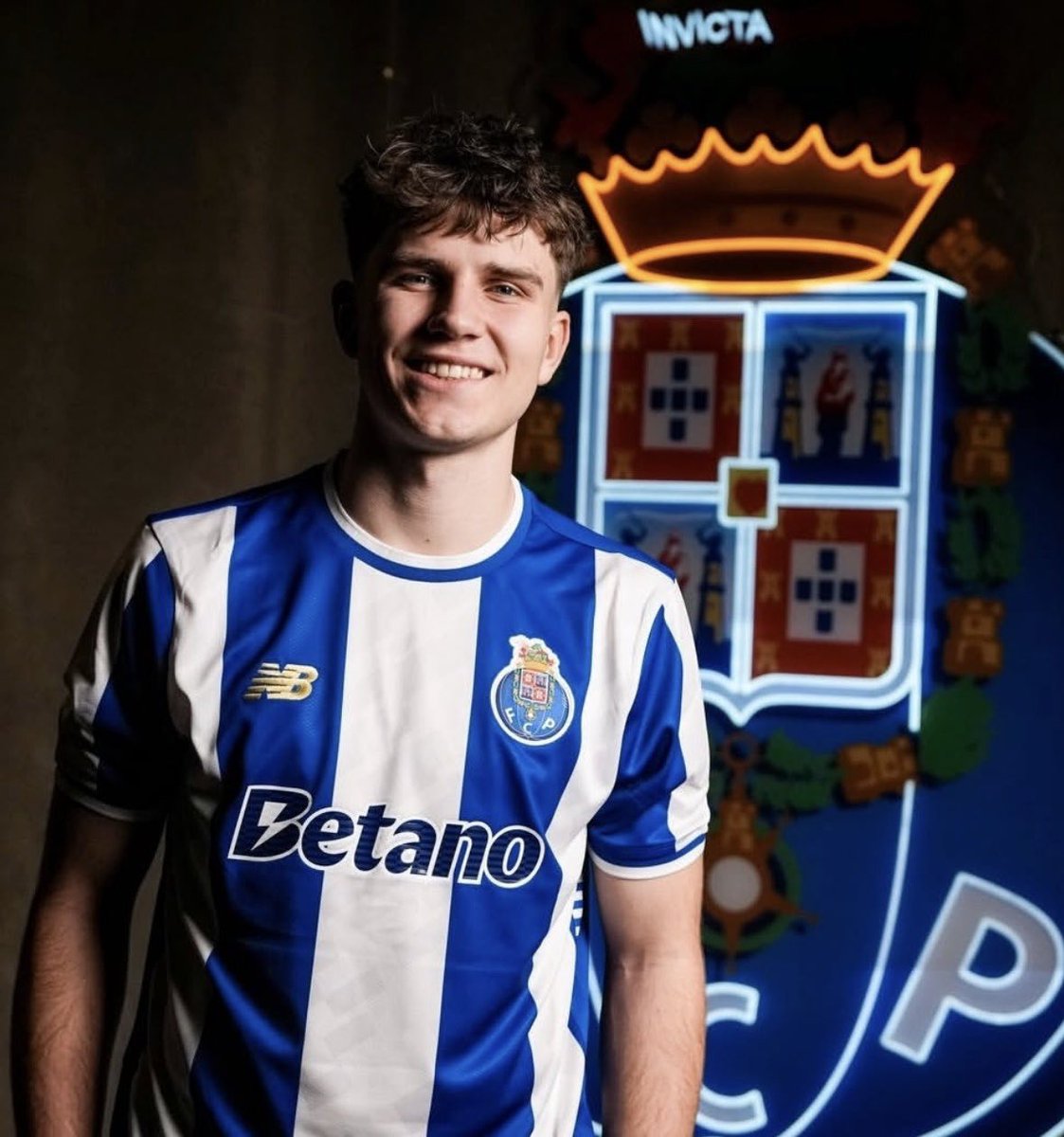 Desarme Tático 🐉 tweet media