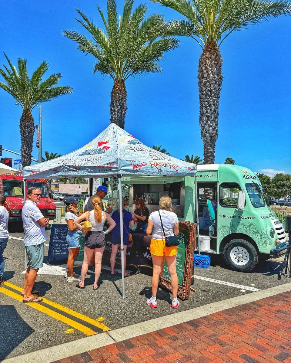 Bartending Services in Los Angeles by Rasta Rita bring fun &amp; professional service to your event! Perfect for weddings, birthdays, corporate events &amp; more. Book today! Call 📞 (866) 967-2782 ✉ info@rastarita.com
#Bartenders #EventPlanning #CocktailTime #RastaRita #LosAngeles