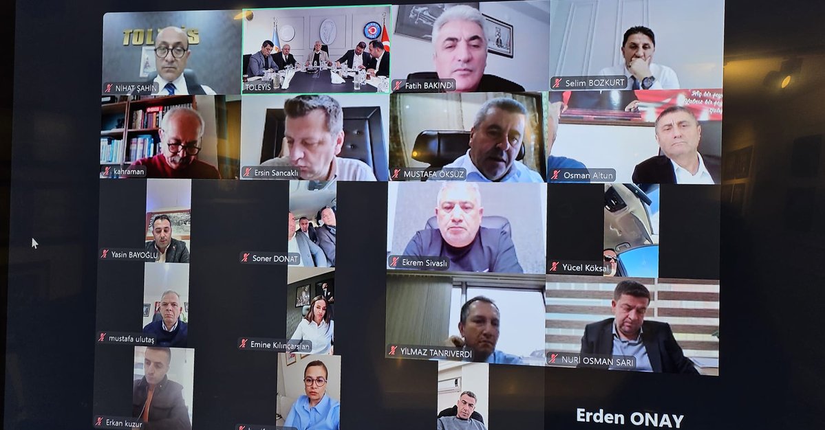 BAŞKANLAR KURULUMUZ TOPLANDI (OCAK 2026)

2026 Yılının ilk Başkanlar Kurulu 07.01.2026 günü Online olarak Zoom üzerinden gerçekleştirildi. Başkanlar kurulumuza Genel Başkanımız Cemail BAKINDI Başkanlığında Yönetim Kurulumuz, Şube Başkanlarımız, Uzmanlarımız katıldılar. Toplantıda