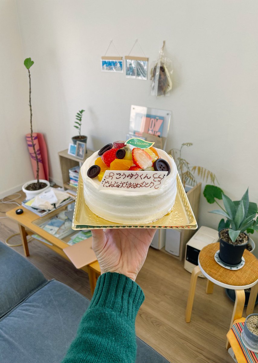 ヤスナガコウユウ tweet media