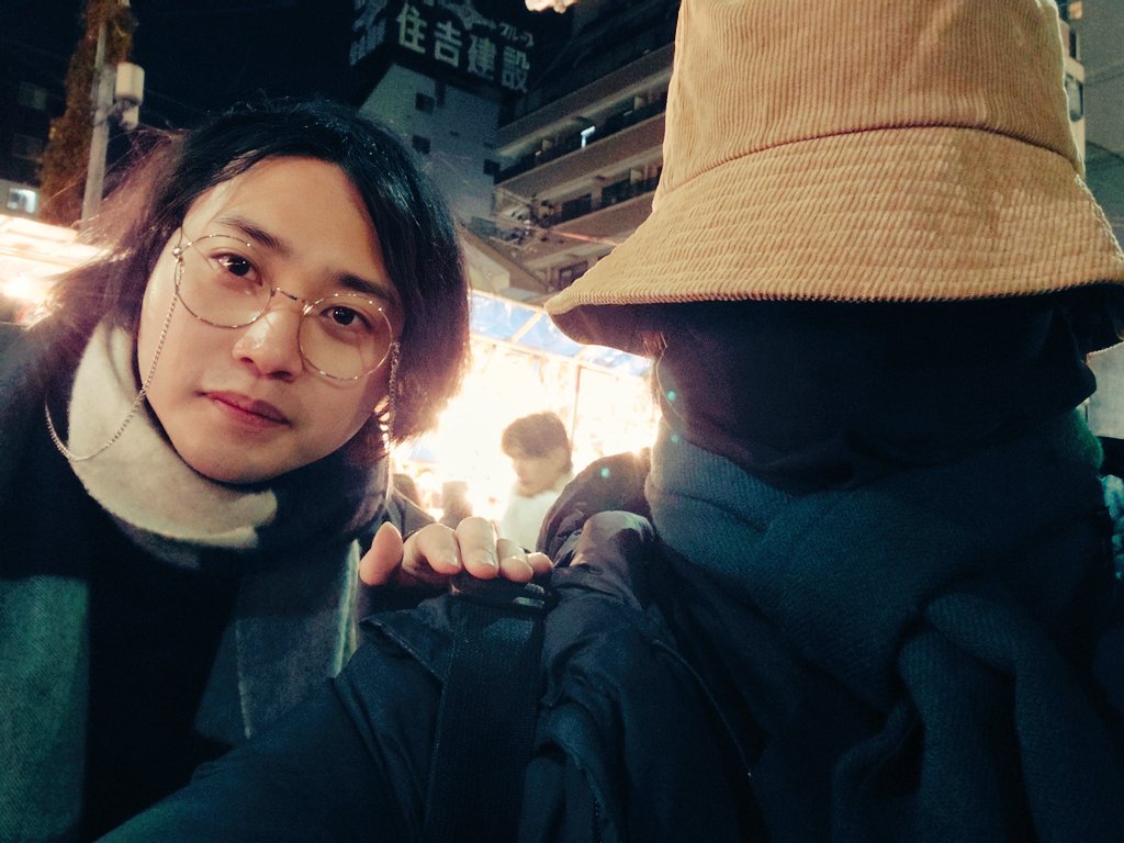 R-1グランプリ2026二回戦お越しいただいた有識者の皆様ありがとうご財閥🎀
結果は「ズコーｯ」でしたが久しぶりのピン舞台、オペレーターの弦左衛門さんのお陰で堂々とできました🎀帰りに今宮戎にお参りへ🎀良い1年が始まりそうでご財閥🎀