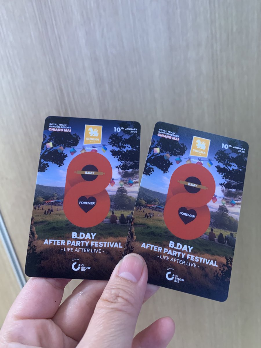 yooyeee's tweet image. ได้บัตรแข็งมาแล้ว  เป็นคอนฯที่จะต้องพกผ้าห่มไปด้วยจัดกลางดอยหนาวมาก คอนฯเริ่ม 15.30 ดูสิว่าจะจบกี่โมง

#BDAYAfterPartyFestival
#BDAYConcert