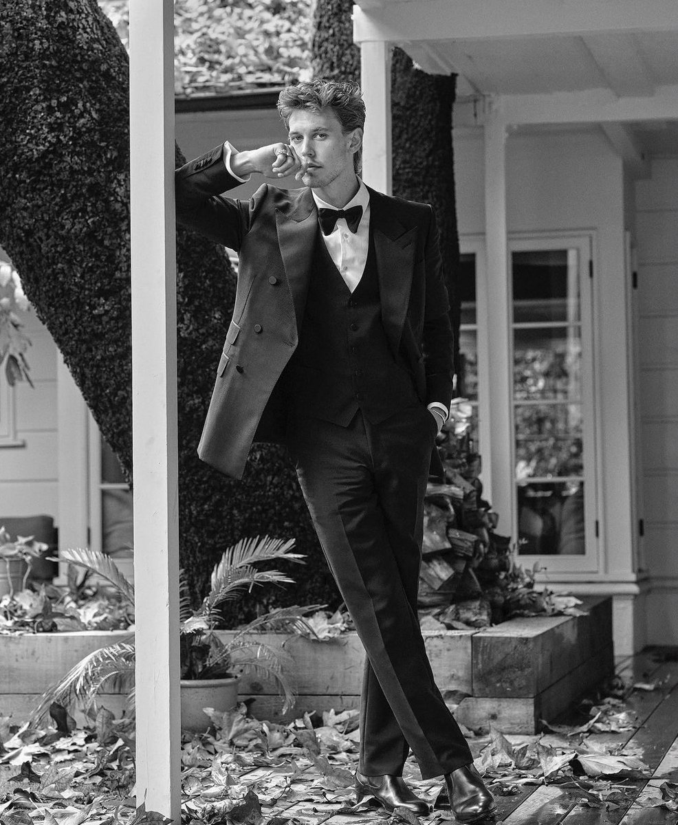 BBButler91's tweet image. Happy Friday Y'all!! Little road trip to Savannah this weekend. Can't wait to celebrate at my dear friend's wedding.