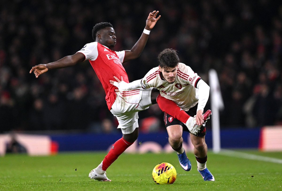 Saka showed zero interest in winning the ball, his only intention was to seriously hurt Kerkez.

Arsenal players are genuinely disgusting

If Kerkez had gone in on Saka like that, WW3 would’ve commenced.