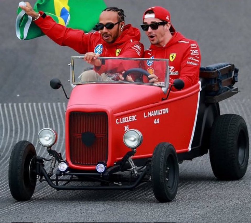 brewsatbees's tweet image. 