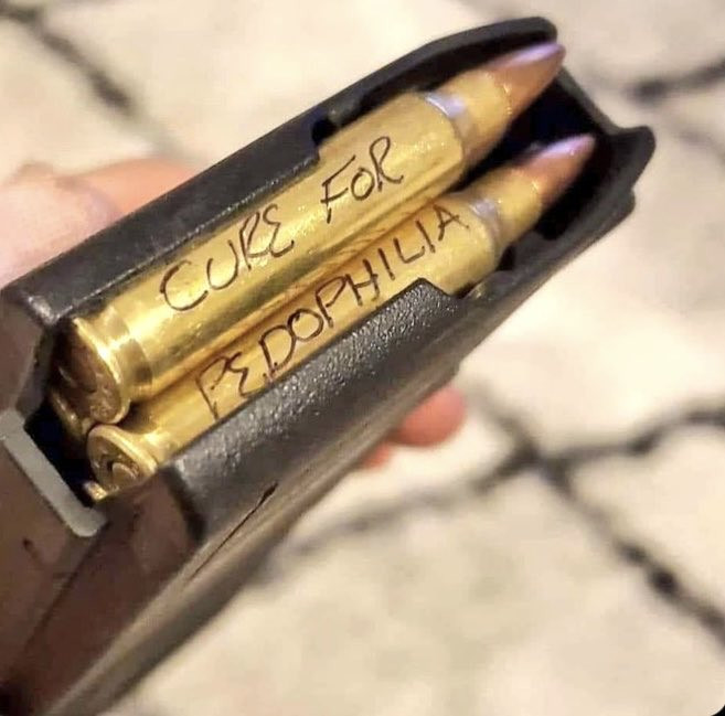 slifante's tweet image. Hace un par de años a los fascistas les encantaba usar esta imagen, pero por lo que sea, últimamente se ha pasado de moda.