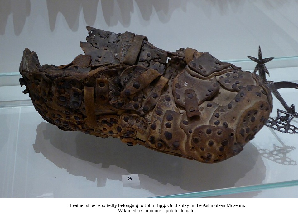 SueCooperBridge's tweet image. #HistoryNotes📜
Here’s a character I’d not heard of. #JohnBigg (1629-1696) a.k.a The Dinton Hermit of Bucks. His great boots of tacked on leather are displayed at the #Ashmolean. A former Clerk to #JudgeMayne, executed for regicide in 1661, caused Bigg to flee &amp;amp; live in a cave.