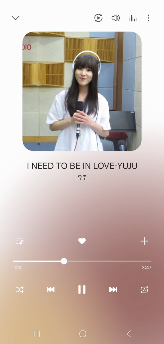 rainbow_4_4's tweet photo. 우리강아지 I need to be in love 3800일🎉
2015년 우리강아지🐶 노랠 어쩜이리 잘할까..🐶🎤👍💛🤍💛🩵
#커버 #love #YUJ #유주 https://t.co/D7UHDavoqH