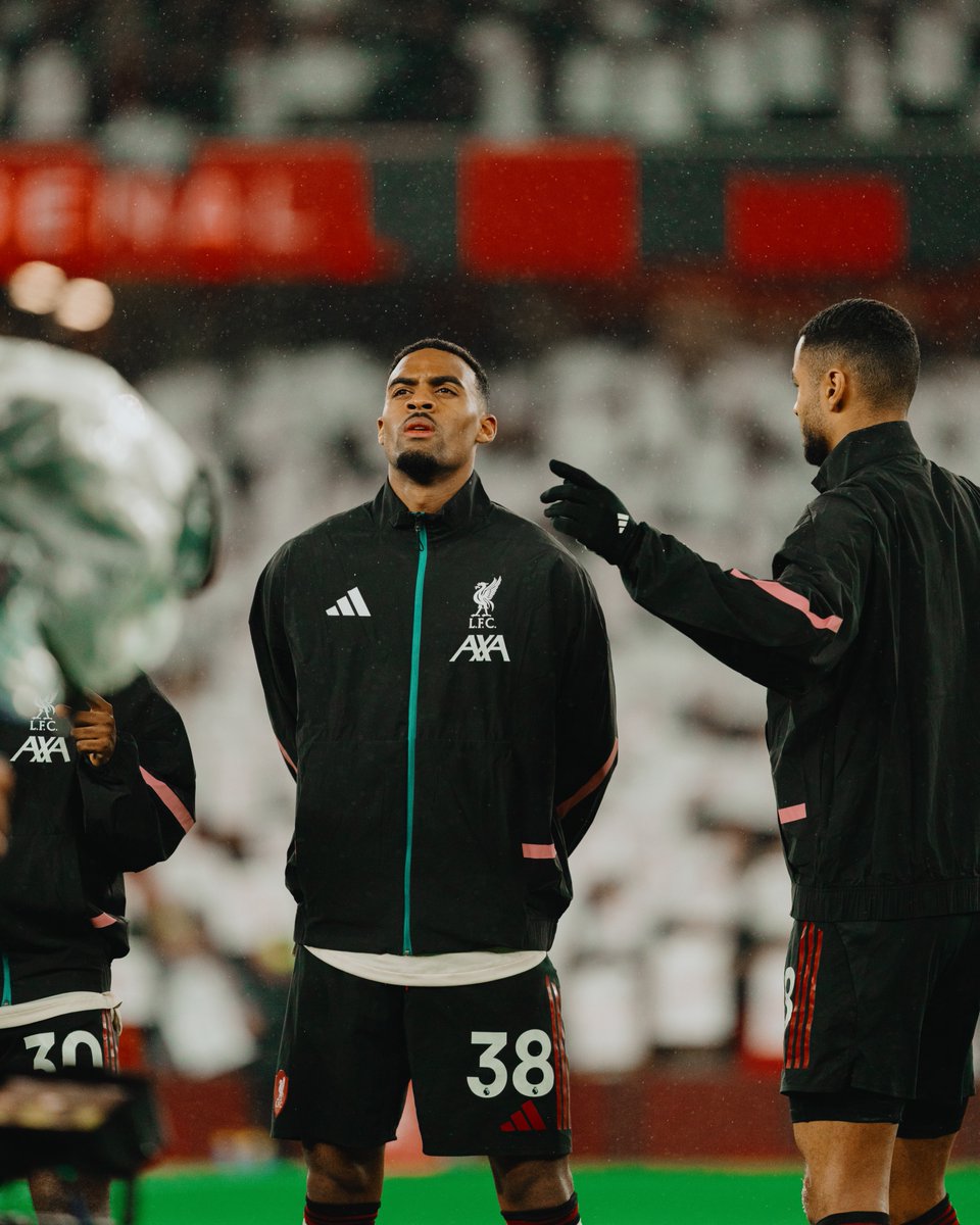 RGravenberch's tweet image. We pushed, stayed organised. Thanks to the travelling fans. 🙏🏾