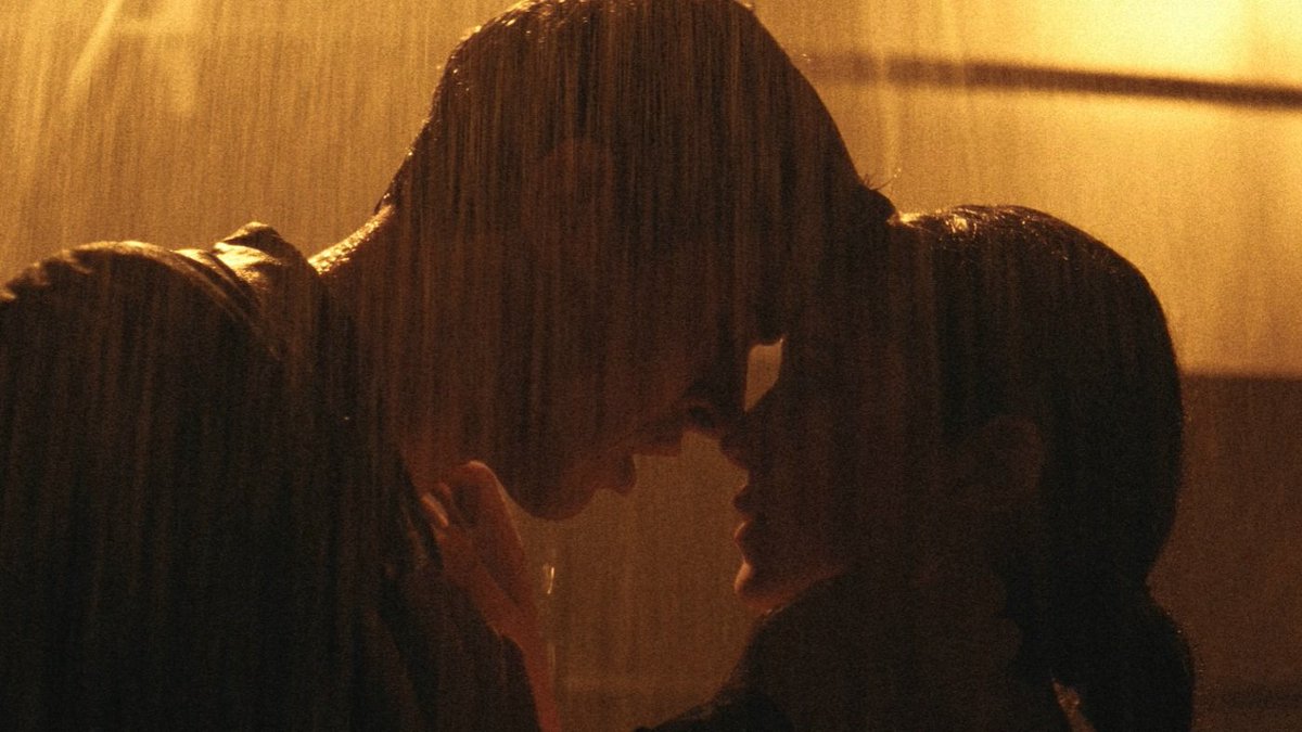 teamdeckerstar's tweet image. i love romcoms so much 🥹 ❤️ people we meet on vacation you are perfect to me