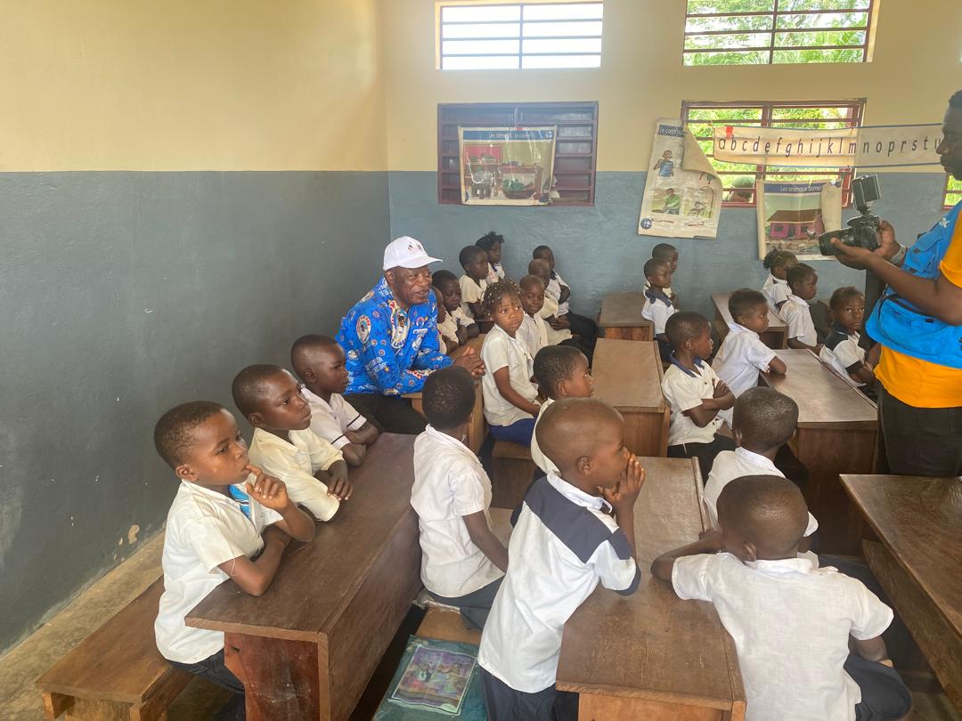 norbbas's tweet photo. Une visite chargée d'émotions et d'actions concrètes à bena tshiadi Chef lieu du secteur de Lukibu dans le territoire de dimbelenge https://t.co/eBfhnwvoIL