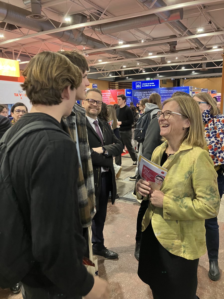 Région académique AURA tweet media