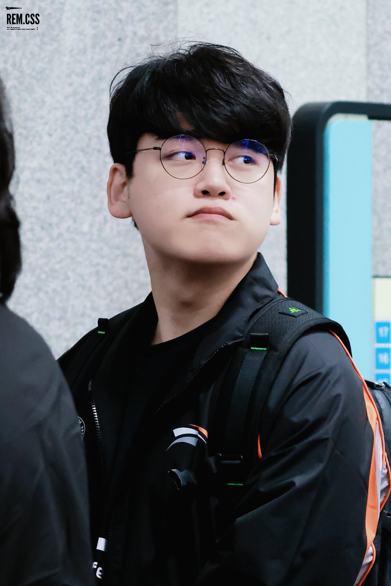 rem_css's tweet image. 251212 KeSPA Cup

애교 장전

#Gumayusi #구마유시 #이민형