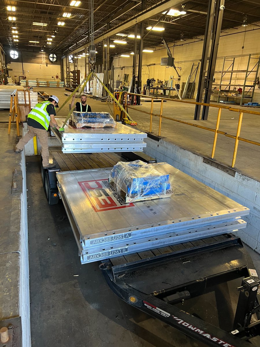 ESCTrenching's tweet photo. The first Aluminum Trench Box of 2026 rolls out strong—engineered excellence + 100% American‑made. Ready for your next project? DM us.
✉️ info@esctrenchshoring.com or 📞 ᴜꜱᴀ  (980) 689 4389 ᴄᴀɴᴀᴅᴀ +1 (902) 442 0800
#TrenchBox #MadeInUSA #ConstructionSafety #BuiltStrong https://t.co/I0wqmwtARV