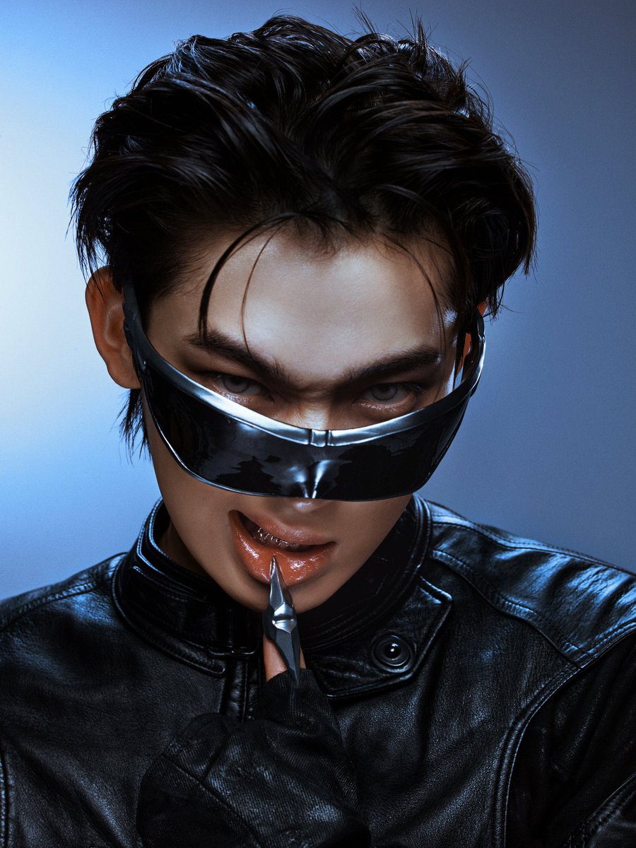 staribin's tweet image. THIS ABSOLUTE DIVA