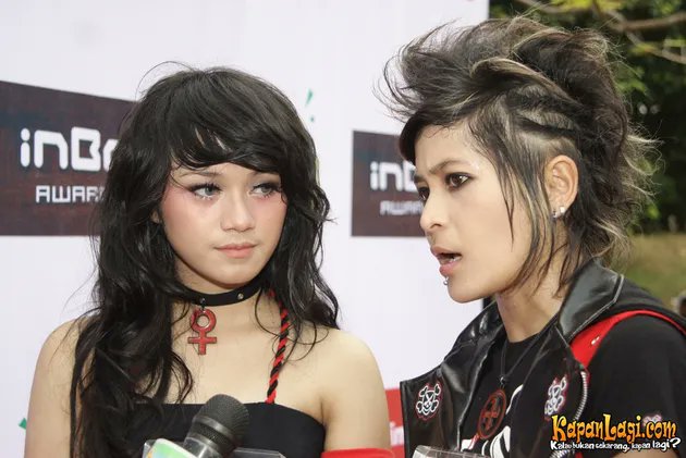 iPopBase's tweet image. The Virgin was formed 17 years ago today.