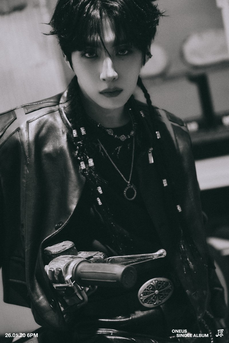 원어스] SINGLE ALBUM [原] 🎇 SOLO CONCEPT PHOTO #1 🎇 🔥 XION