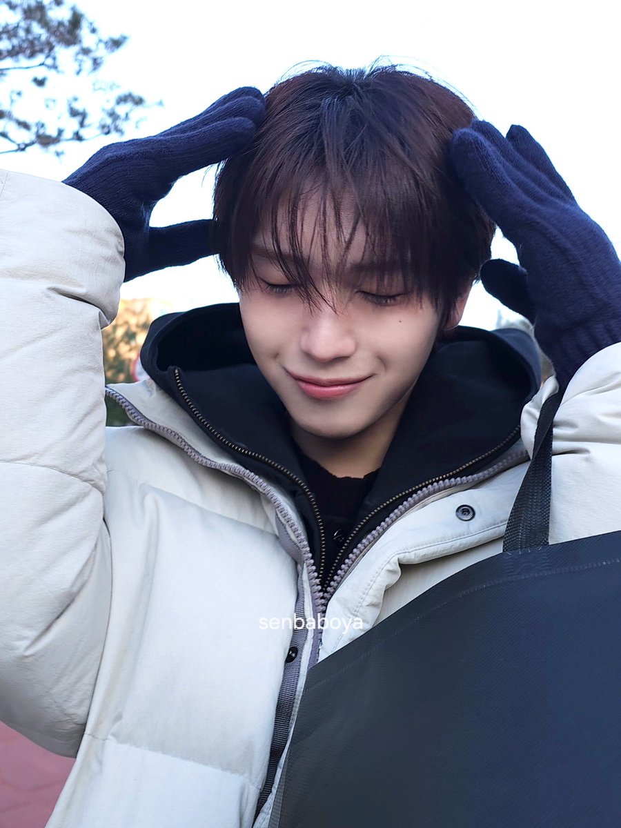 senbaboya's tweet photo. だいすき 🪼🤍🤍 
#센 #仙 #せん #SEN #인더엑스 #INTHE_X https://t.co/R96pXcDB8H