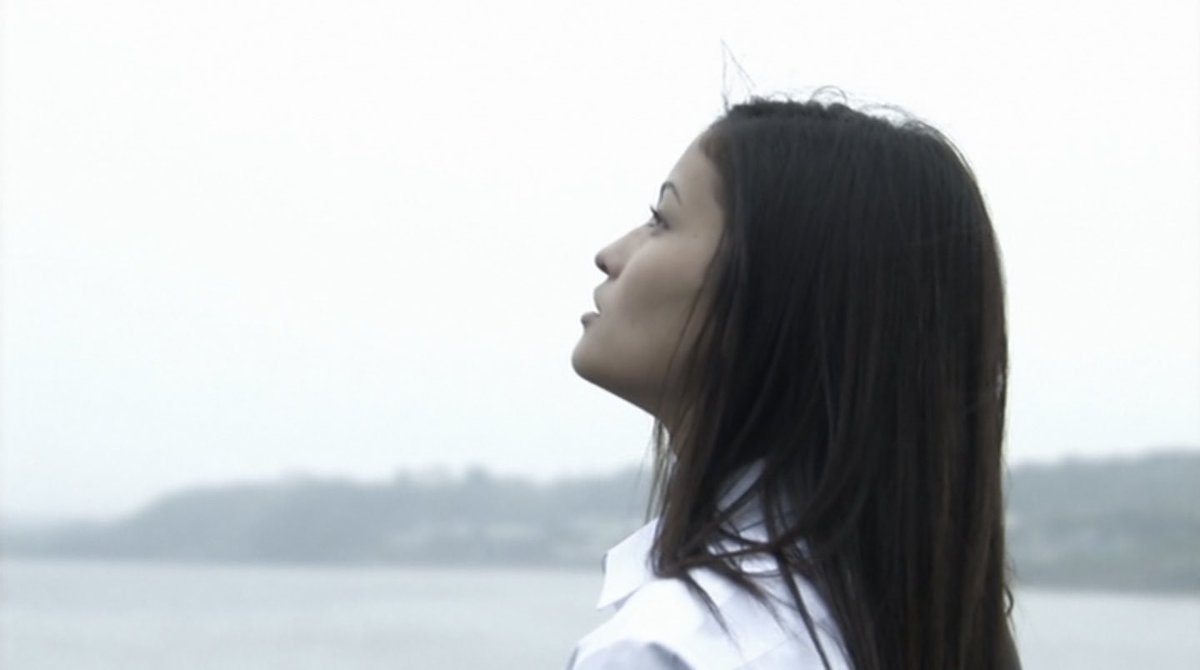 simonchouchou's tweet photo. "i like you in the same way i like the sea and the sky.”

『きみのゆびさき』your fingertips
(hiroshi ishikawa, 2007) https://t.co/8p77z7TRJI