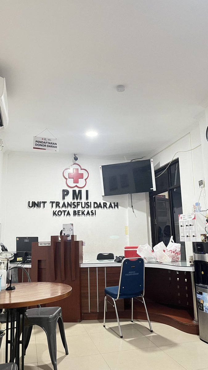 hwangsaurus's tweet image. setiap mau donor selalu terhalang HB rendah:(