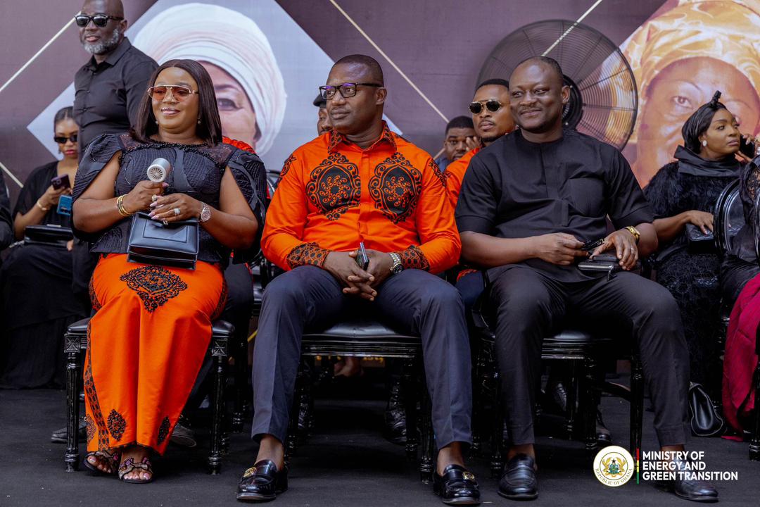 the bold forum tweet media