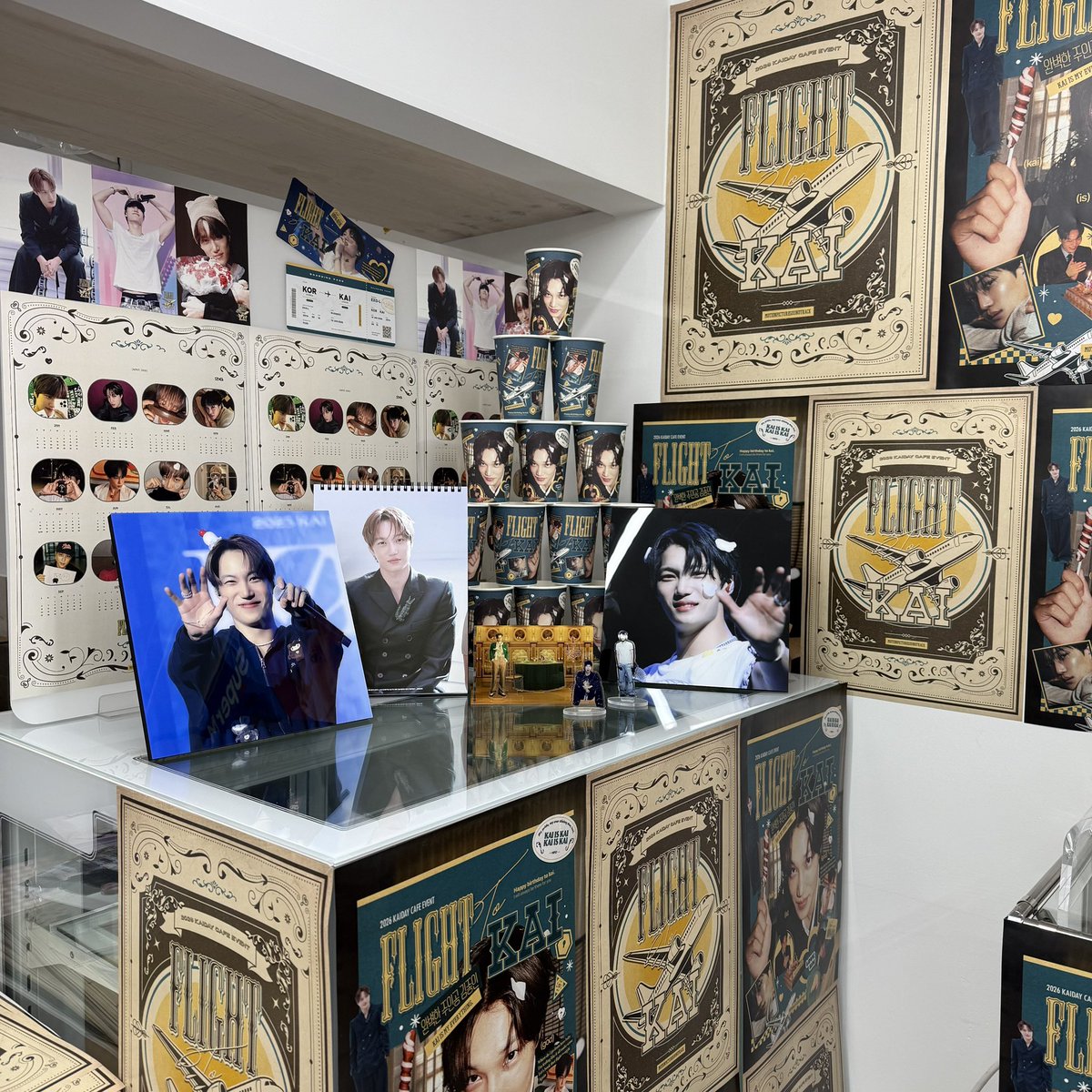 exokai_kr's tweet photo. 𝟤𝟢𝟤𝟨 𝙺𝙰𝙸𝙳𝙰𝚈 𝙲𝙰𝙵𝙴 𝙴𝚅𝙴𝙽𝚃
𝐹𝑜𝑟 𝑚𝑦 𝑠𝑡𝑎𝑟.

~ 𝑭𝑳𝑰𝑮𝑯𝑻 𝑻𝑶 𝑲𝑨𝑰
ᴅᴇꜱᴛɪɴᴀᴛɪᴏɴ : yᴏᴜ

☕️ 카페도레미
🗓️ 26.01.10 - 01.14  

해시태그와 함께 후기남겨주시면 추첨 2분께 카라비너를 드립니다. 내일 만나요💛

#flight_to_kai https://t.co/S8QaZCA6FA