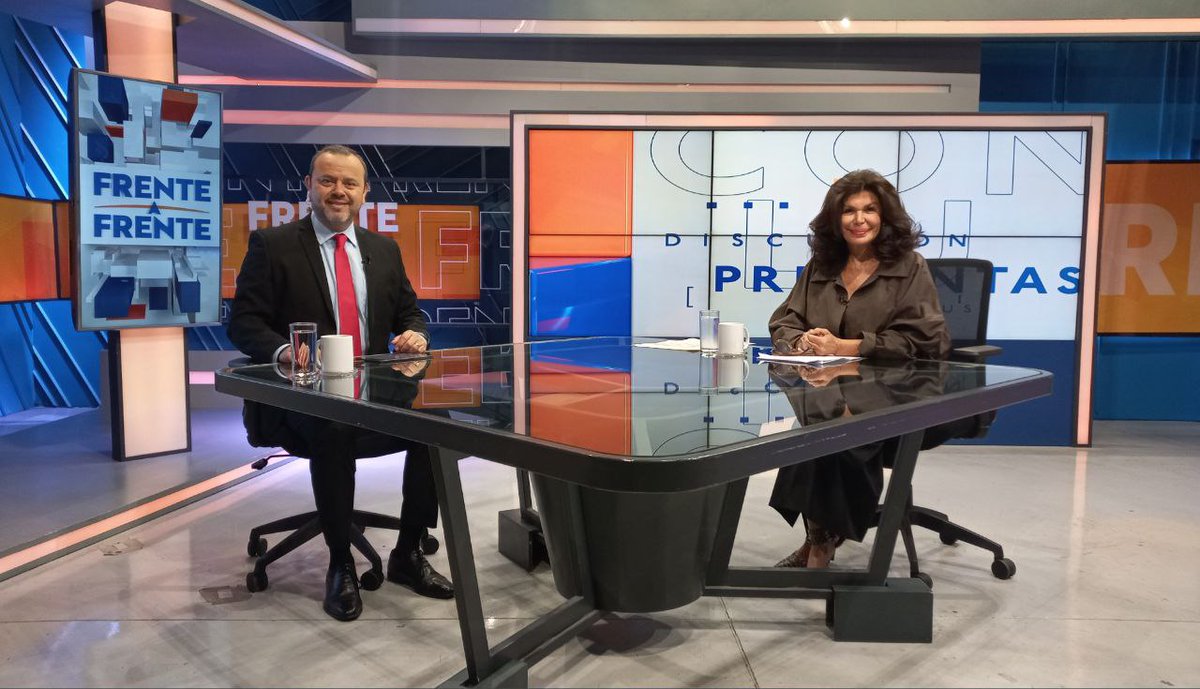 ¡Listos!

<a href="/Eduardo_TCS/">Eduardo Arevalo</a> conversa con Olga Miranda, presidenta de la Fundación Salvadoreña de la Tercera Edad (FUSATE).  

Puede sintonizarnos por los Canales 2 y 4 de Telecorporación Salvadoreña (TCS)📺, Radio Que Buena en el 88.9 del FM 📻, TCS Go! y RR. SS 📲