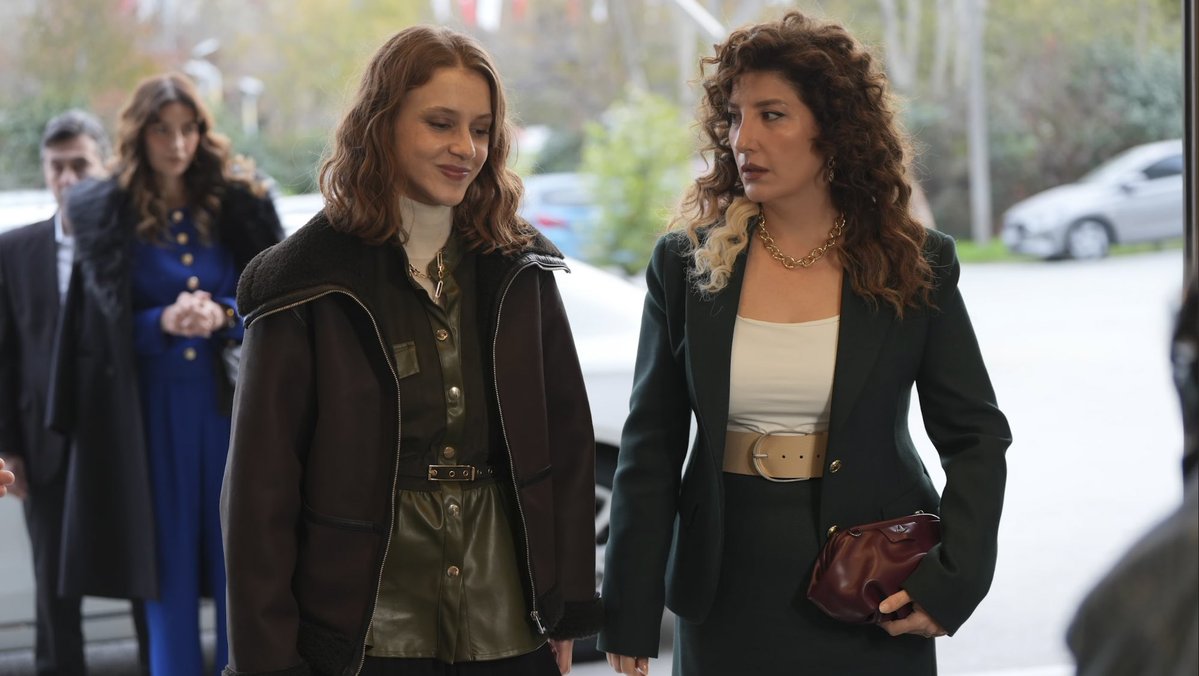 bestoferoglu's tweet image. Rüya Gibi’nin yeni bölüm fotoğraflarından Çido🫡