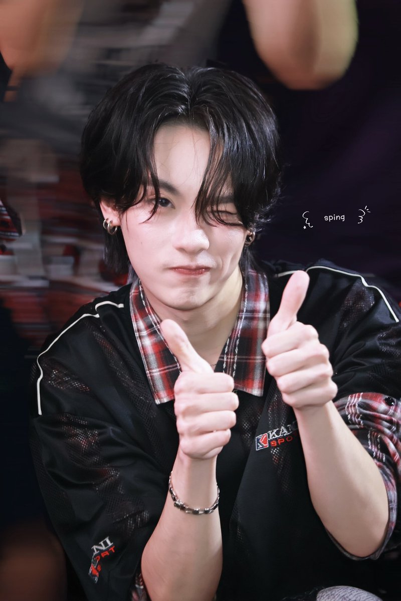 •sᴘiɴg◞ 💿 tweet media