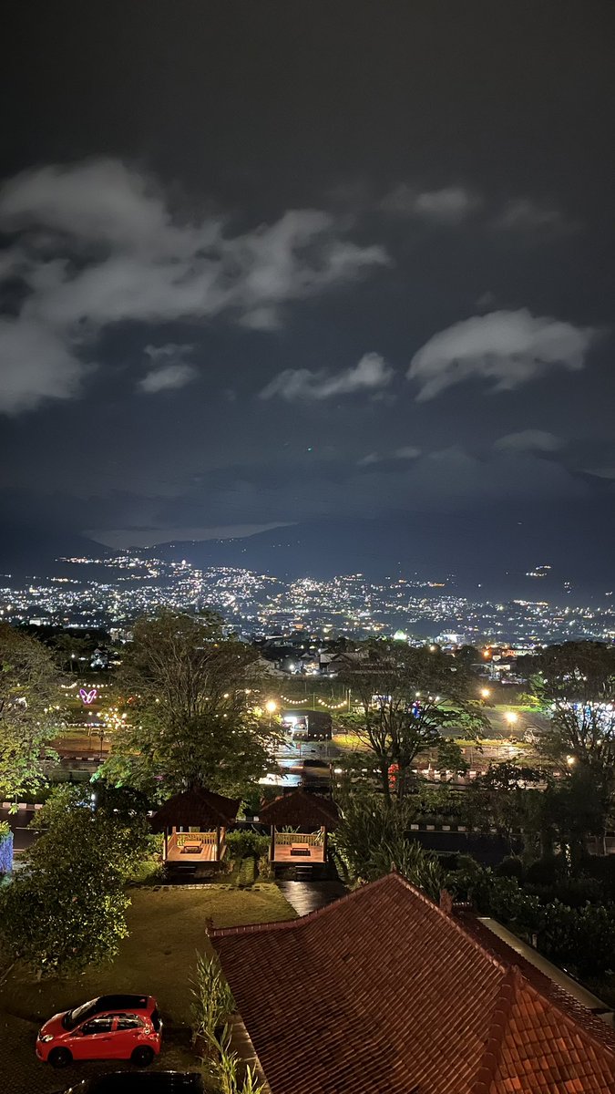 drownphase's tweet image. nyam nyam